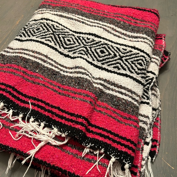 Mexican blanket💕 - Picture 3 of 7
